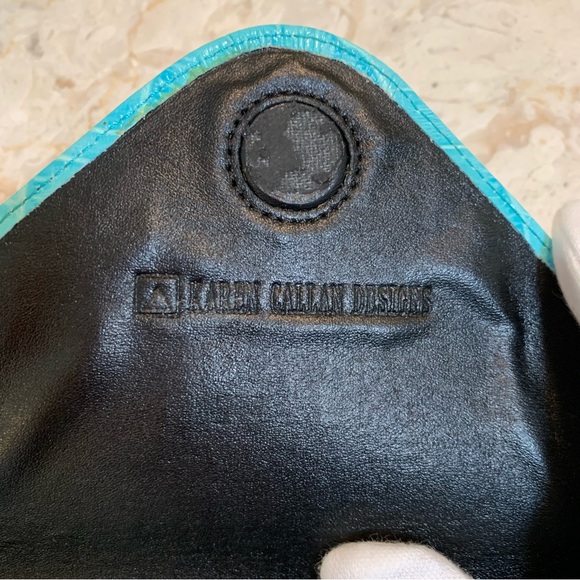 Karen callan designs small clutch or photo book. Teal leather magnetic closure - Picture 8 of 8